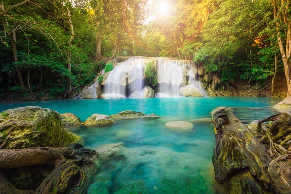 Erawan Şelalesi, Kanchanaburi, Tayland — Stok fotoğraf