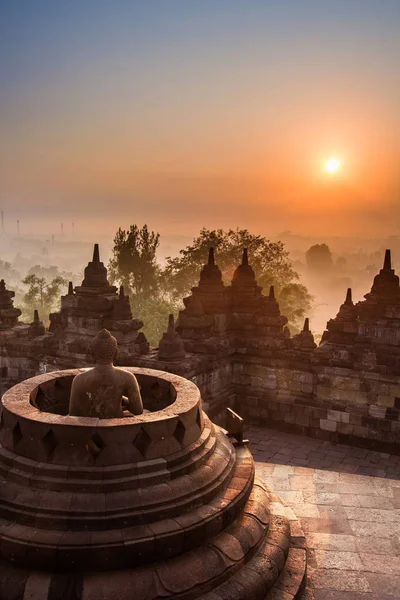 Borobudur chrám, yogyakarta, java, Indonésie. — Stock fotografie