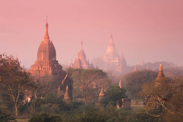 Баган, М'янма краєвид — стокове фото