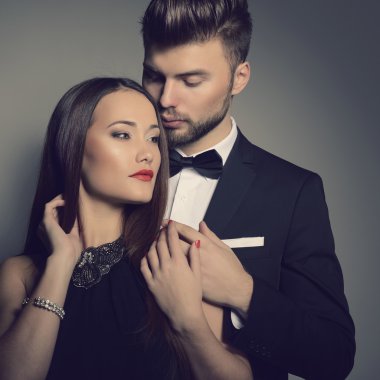 Seksi çift aşık portresi