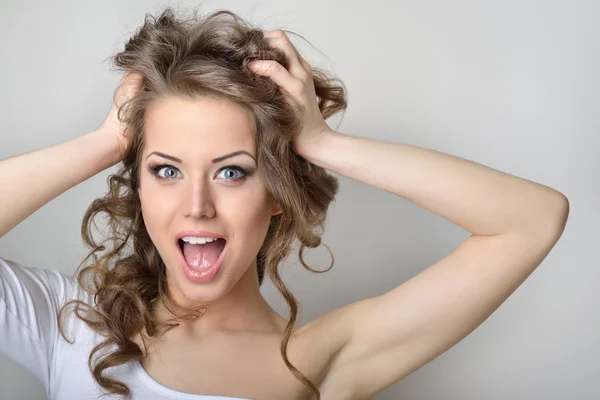 Surprised beautiful girl — Stock Photo, Image