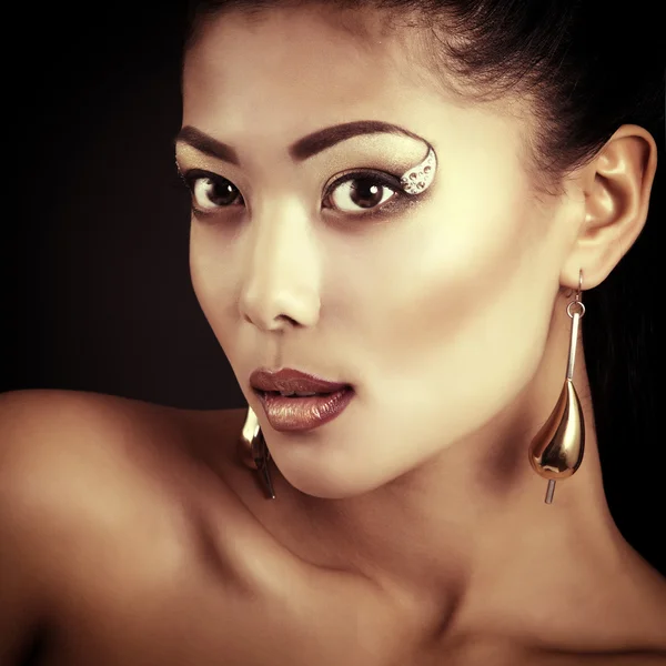 Luxusní žena s make-upem — Stock fotografie