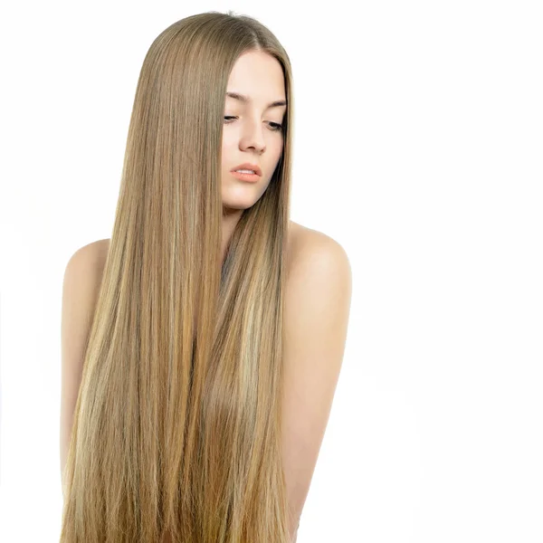 Mujer con el pelo largo y rubio — Foto de Stock