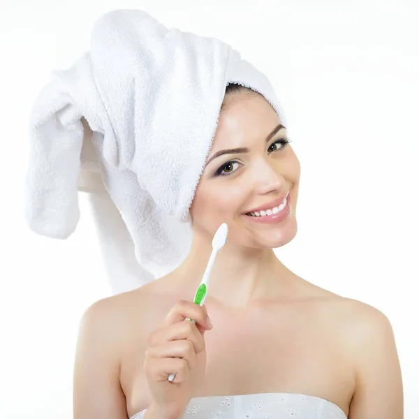 Mujer alegre con cepillo de dientes —  Fotos de Stock