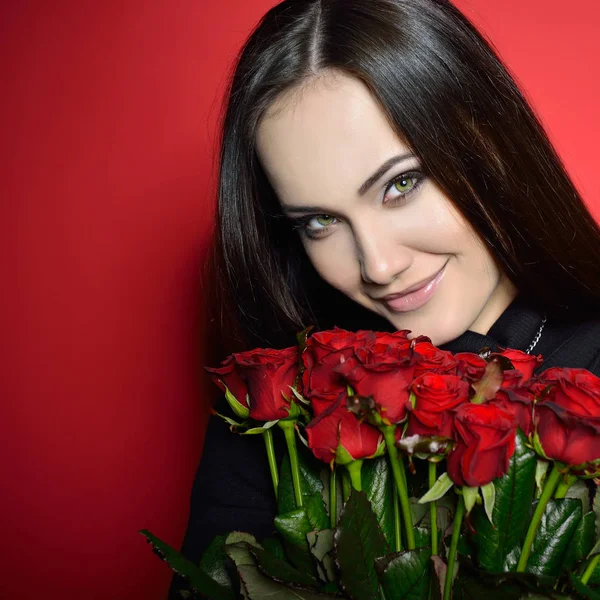 Woman with Red Roses — Stock Photo, Image