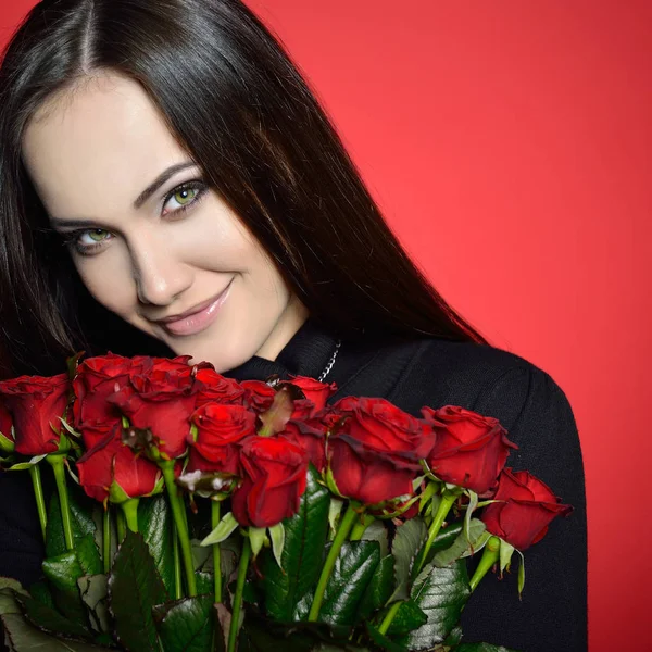 Woman with Red Roses — Stock Photo, Image