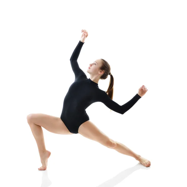 Veselá dívka tančí — Stock fotografie