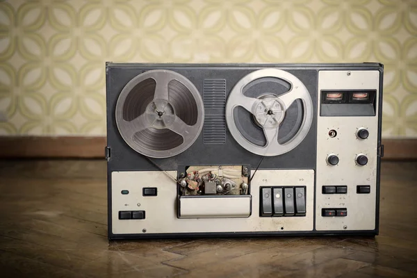 Old portable reel tube — Stock Photo, Image