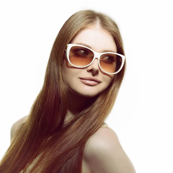 Hermosa mujer en gafas de sol — Foto de Stock