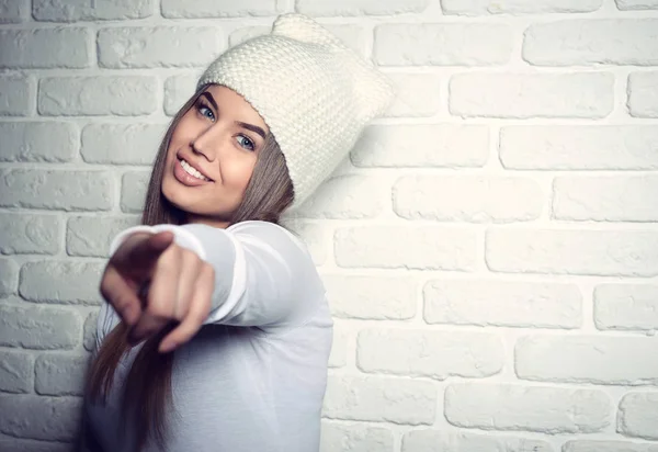 Retrato de mujer de moda — Foto de Stock