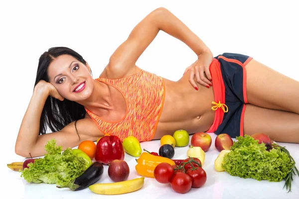 Fitness-Frau mit Gemüse — Stockfoto