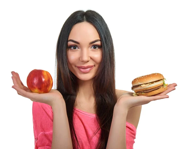 Mulher bonita com fast food — Fotografia de Stock