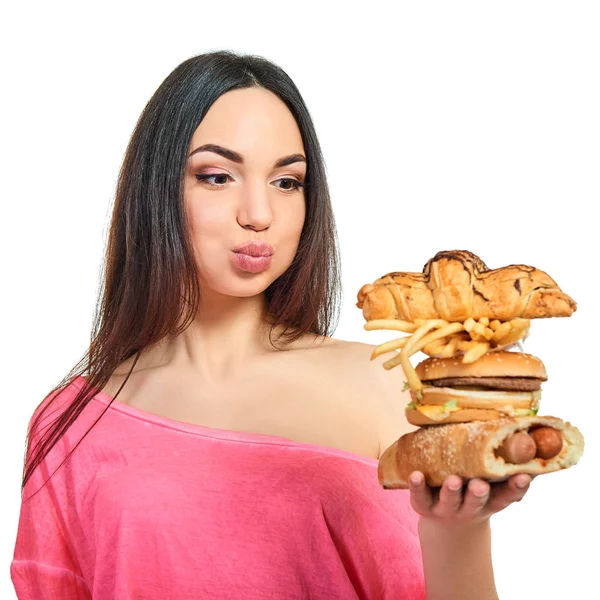 Jonge vrouw met fast food — Stockfoto