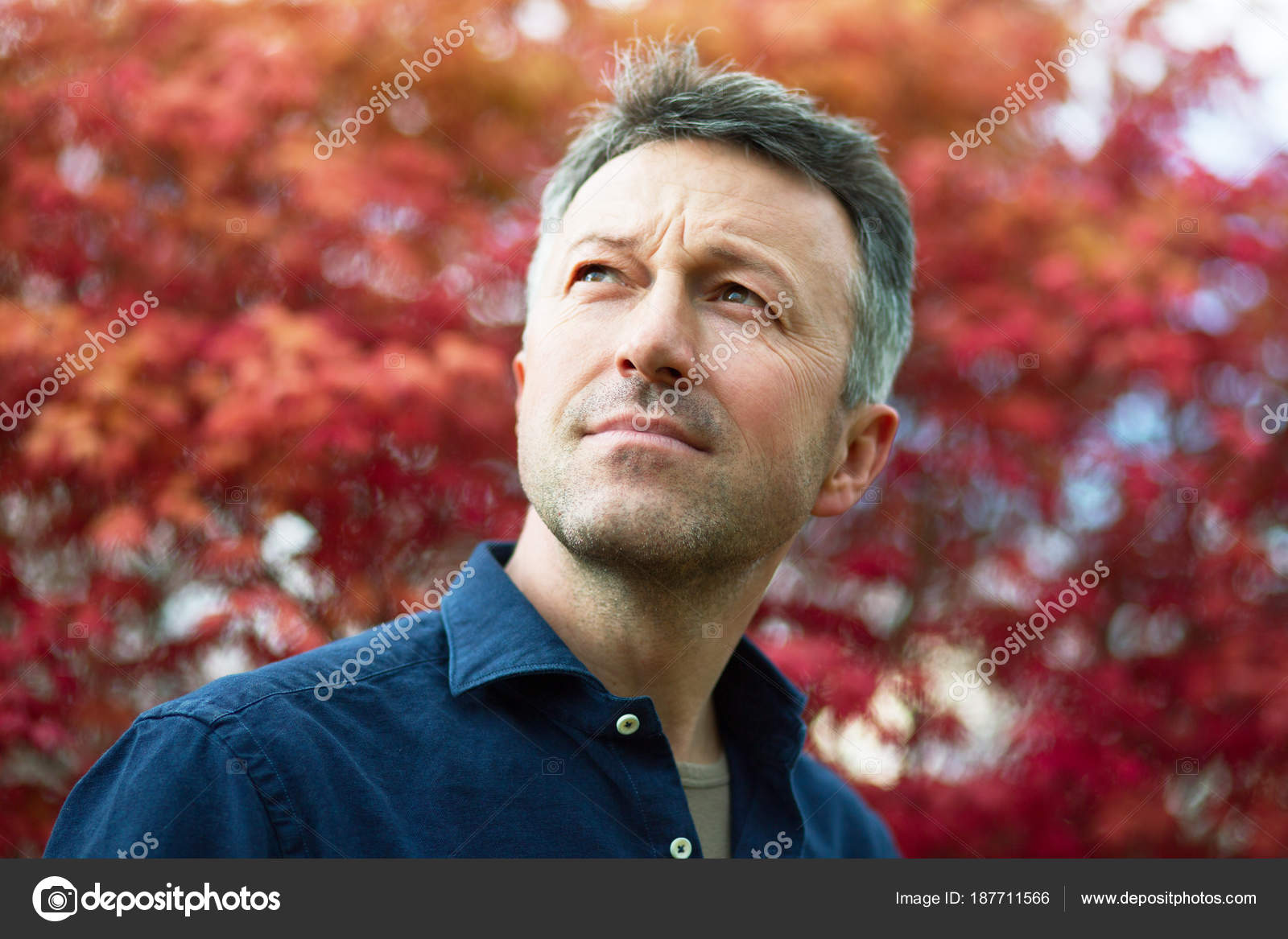 270,895 Outdoor Male Pose Images, Stock Photos, 3D objects, & Vectors |  Shutterstock
