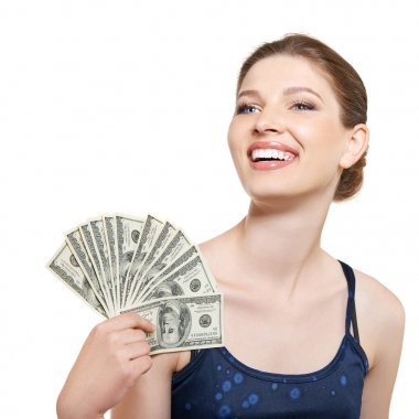Nakit para dolar mutlu gülümseyerek ve l tutan genç mutlu kadın