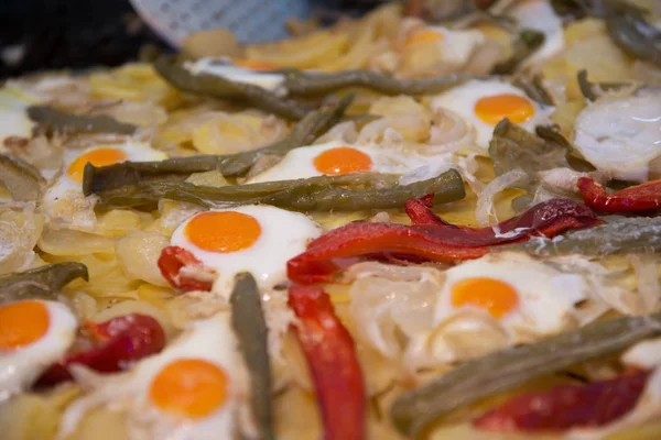 Street food in San Fermin feast, Pamlona, Navarra, Spain. Fried — Stock Photo, Image