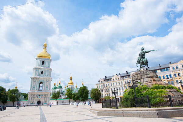 Monument to Hetman Bogdan Khmelnitsky and St. Sophia Cathedral on Sofievskaya square, Kiev, Ukraine.