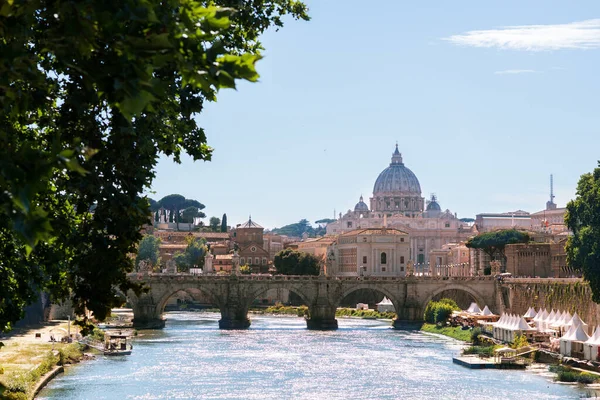 Petersdom Vatikan Rom Italien Brücke Über Den Tiber Weitwinkelblick — Stockfoto