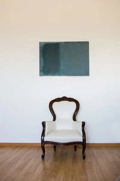 Chambre Vide Avec Fauteuil Mur Blanc Hébergement Abstrait Minimalisme Dans — Photo