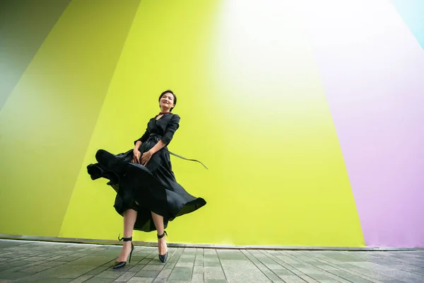 Fashion Woman Young Beautiful Chinese Girl Dancing Outdoor Wearing Long — Stock Photo, Image