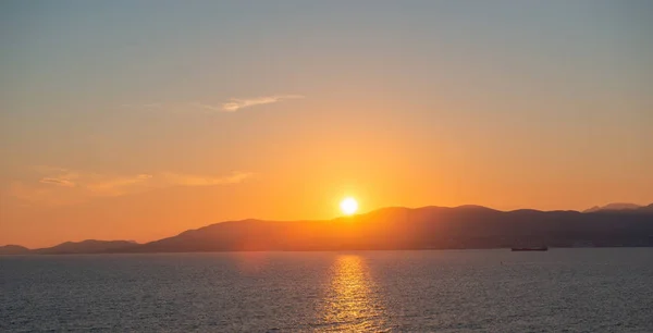 Panoramautsikt Över Medelhavet Himlen Och Solen Vid Solnedgången Palma Mallorca — Stockfoto
