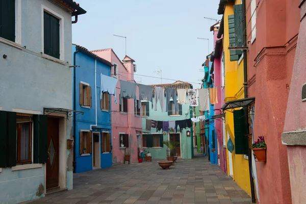 Casas Coloridas Ilha Italiana Burano Província Veneza Itália Edifícios Multicoloridos — Fotografia de Stock