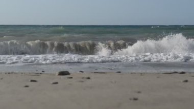 Dalgalı deniz, doğal manzara