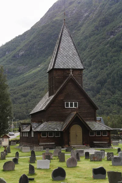 Roldal stave iglesia — Foto de Stock