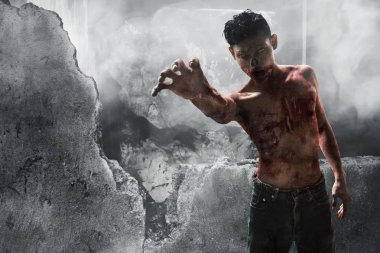 Korkunç zombi yok bina