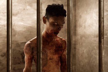 Kirli hapiste korkunç zombi