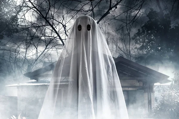 'S nachts op spookhuis Ghost — Stockfoto