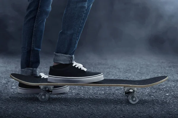 Skateboarder Skateboarden Straat — Stockfoto