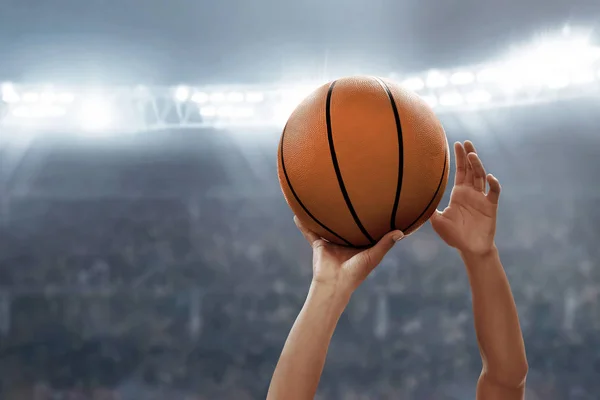 Giocatore Basket Che Lancia Una Palla — Foto Stock