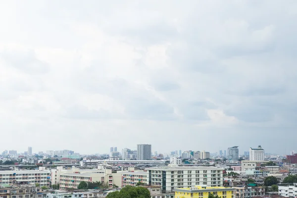 Budynki w centrum Bangkoku, w ciągu dnia. — Zdjęcie stockowe