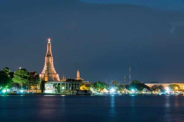 Wat Arun během soumraku — Stock fotografie