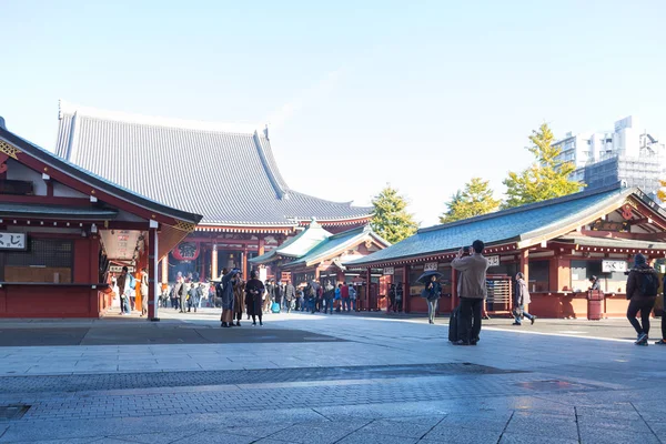 Tokio, Japonsko-Novemver 20, 2016:Asakusa Sensoji je famouse chrám — Stock fotografie