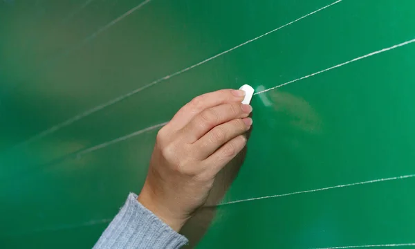 Hand with chalk — Stock Photo, Image