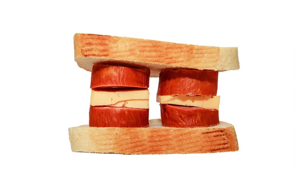 Broodje met worst en kaas — Stockfoto