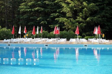 Sunny Beach Resort, Bulgaristan - 23 Haziran 2013: Bulgaristan'da Sunny Beach Resort, Yüzme Havuzu. Sunny Beach Bulgaristan Karadeniz Sahil üzerinde büyük bir tatil beldesi olan.