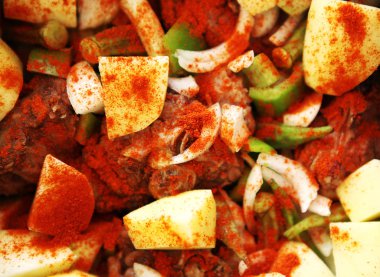 Kuzu güveç - renkli görüntü