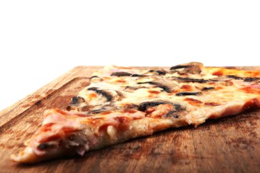 taze pişmiş pizza malzemeleri