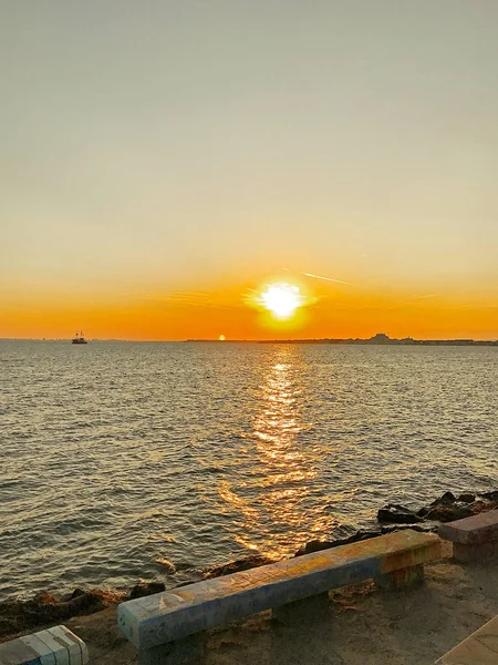 Pôr Sol Sobre Água Imagem Cores — Fotografia de Stock