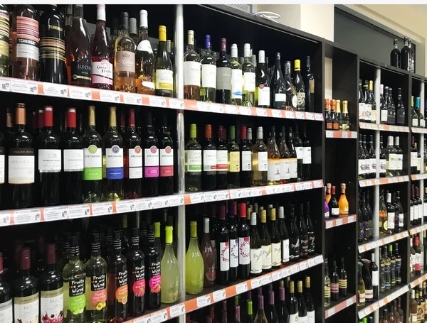 Pomorie Bulgaria Noviembre 2017 Botellas Vino Tienda Vinos —  Fotos de Stock