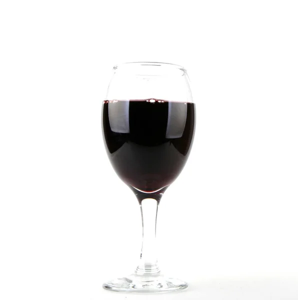 Beyaz Arkaplanda Izole Edilmiş Kırmızı Şarap Kadehi — Stok fotoğraf