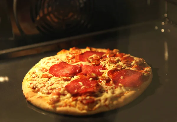Hot Oven Pizza Color Image — Stock Photo, Image