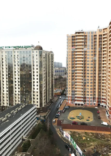 敖德萨 乌克兰 2017年12月28日 典型现代住宅区 敖德萨是乌克兰人口第三大城市 也是主要的旅游中心 — 图库照片