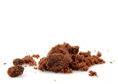 Esmer şeker beyaz arkaplanda izole