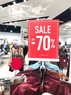 Sofia, Bulgaristan - 24 Mart 2018: Serdika Merkezi Sofia, mevsimlik Satılık.