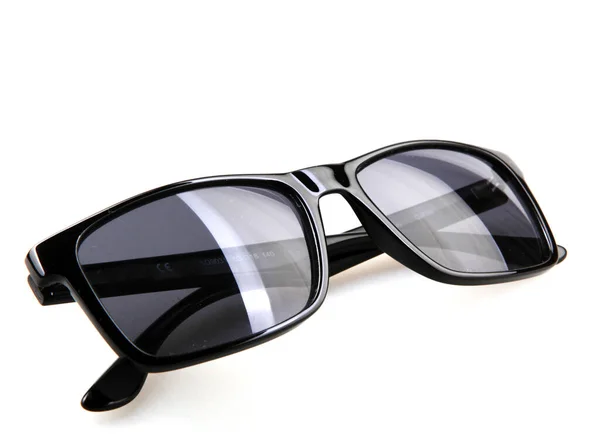 Zbliżenie okularów przeciwsłonecznych na białym tle — Zdjęcie stockowe