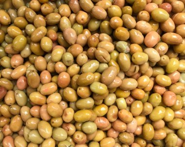 Markette Satılık Zeytinlerin Tam Çerçevesi